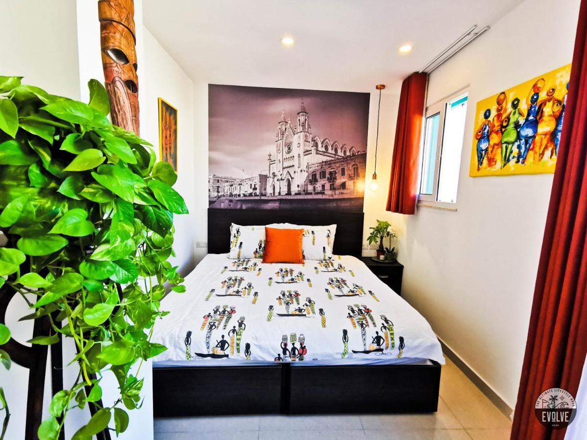 Evolve Coliving Guesthouse Sliema Bagian luar foto