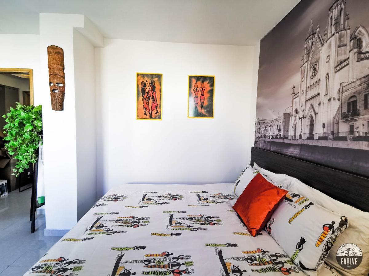 Evolve Coliving Guesthouse Sliema Bagian luar foto