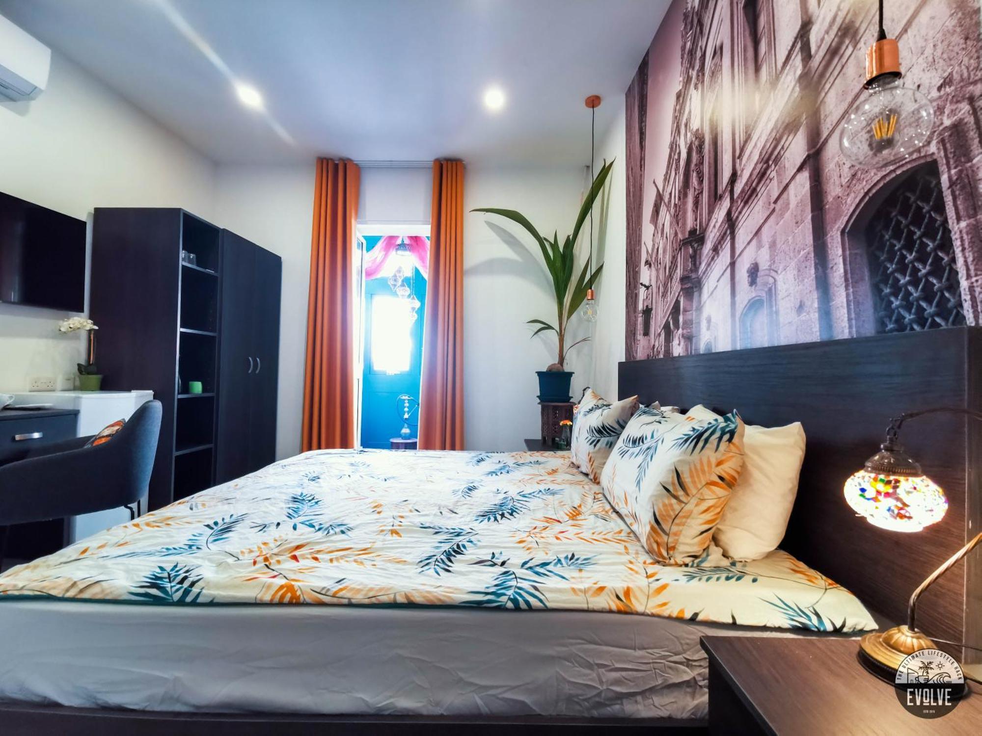 Evolve Coliving Guesthouse Sliema Ruang foto